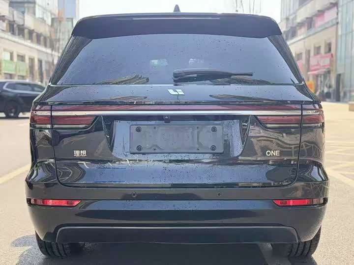 Фото 9 - LiXiang One