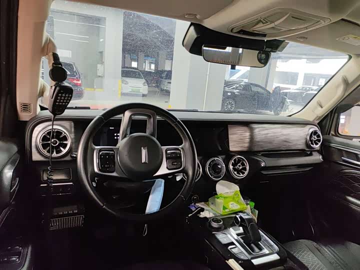 Фото 4 - Tank 300