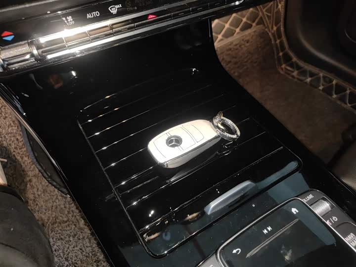 Фото 9 - Mercedes-Benz A-Class