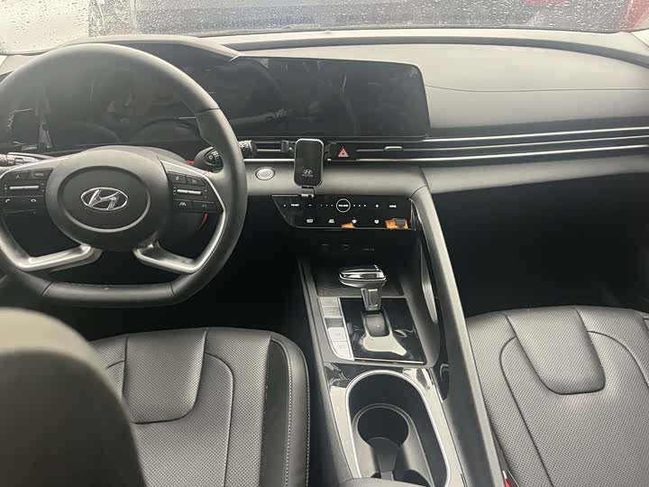 Фото 3 - Hyundai Elantra N line