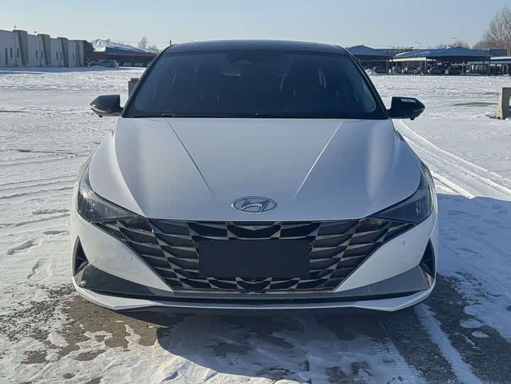 Фото 2 - Hyundai Elantra N line