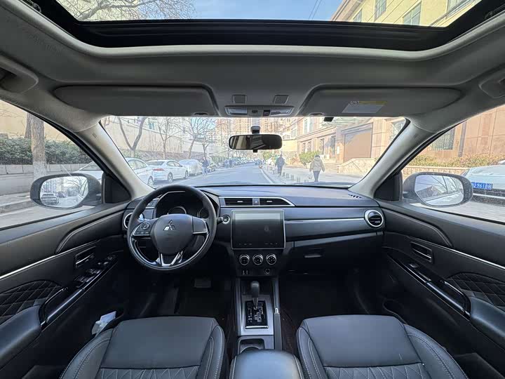 Фото 5 - Mitsubishi ASX