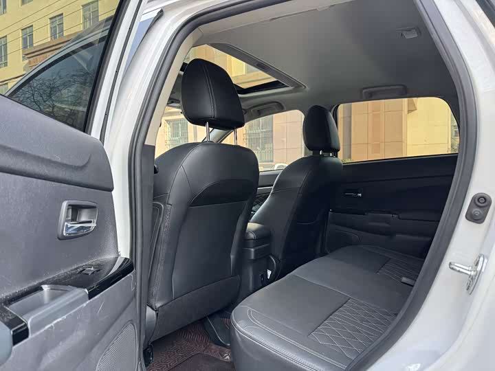 Фото 6 - Mitsubishi ASX