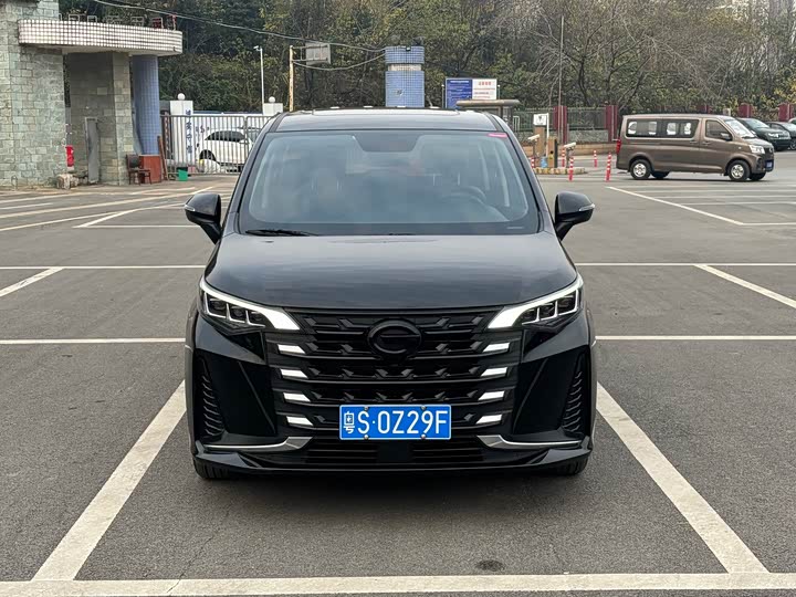 Фото 2 - GAC Trumpchi M6