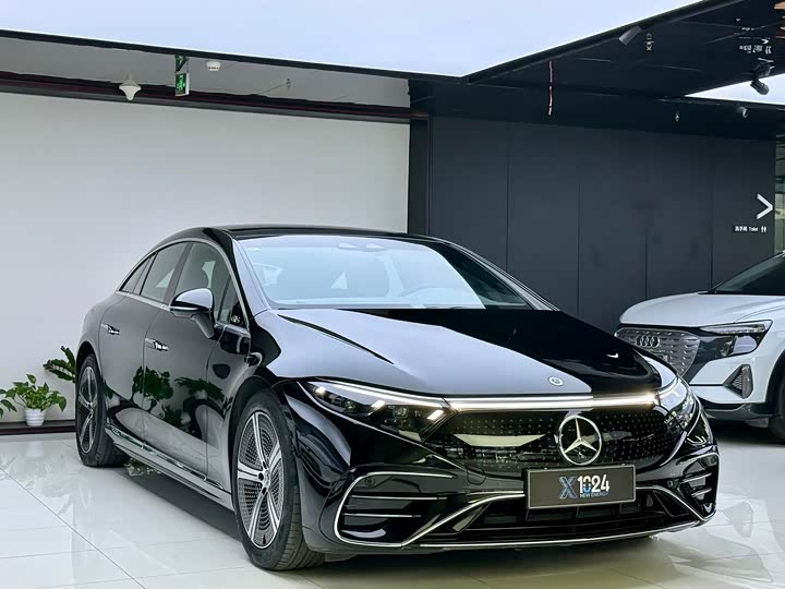 Фото 3 - Mercedes-Benz EQS