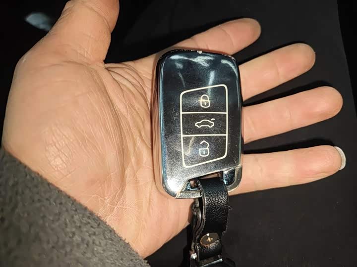 Фото 9 - Volkswagen CC