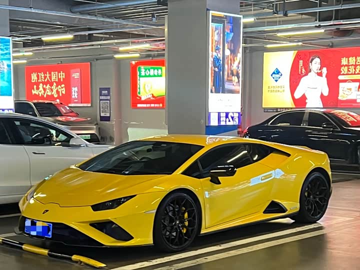 Фото 1 - Lamborghini Huracán