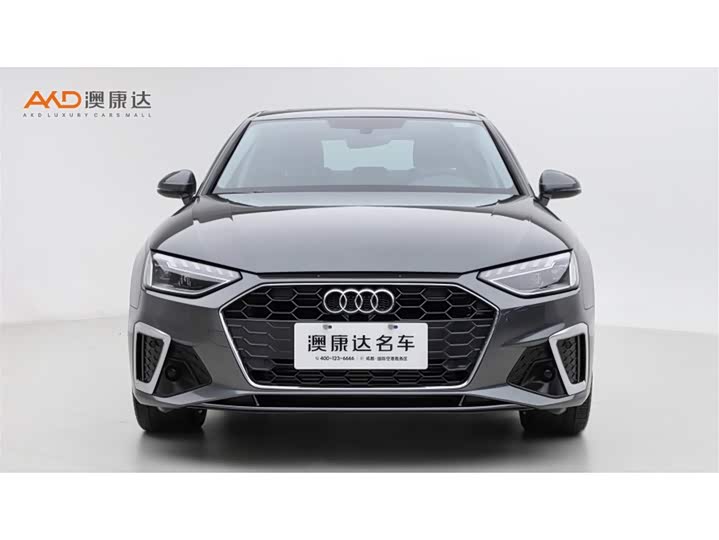 Фото 2 - Audi A4L