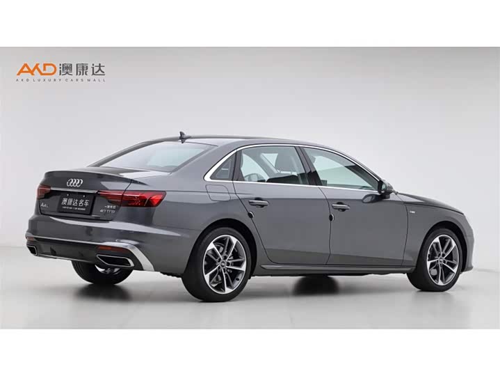 Фото 3 - Audi A4L