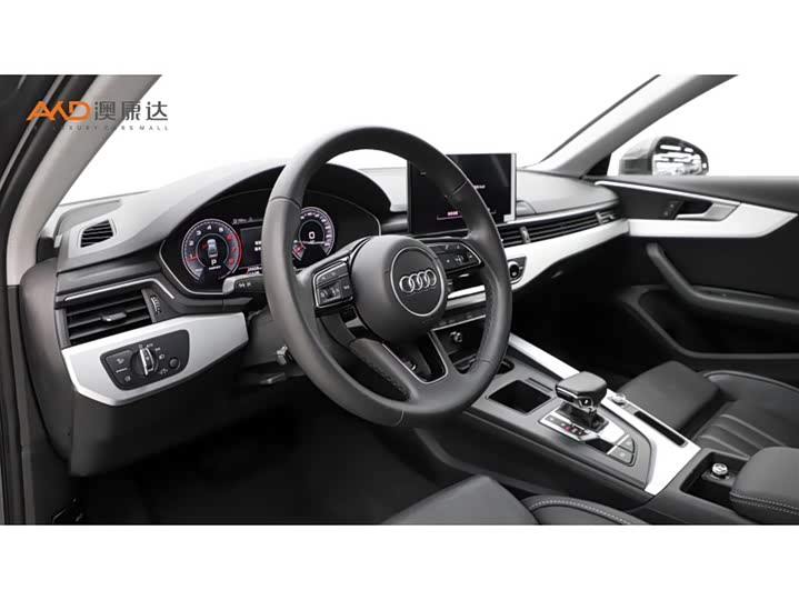 Фото 6 - Audi A4L