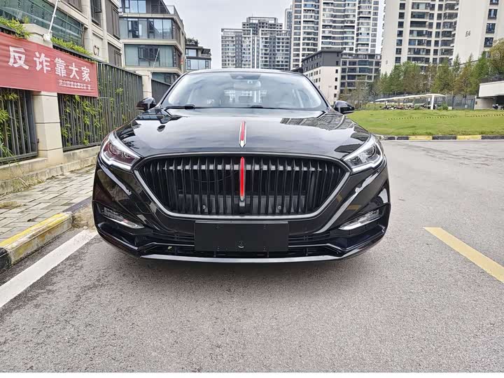 Фото 2 - Hongqi H5