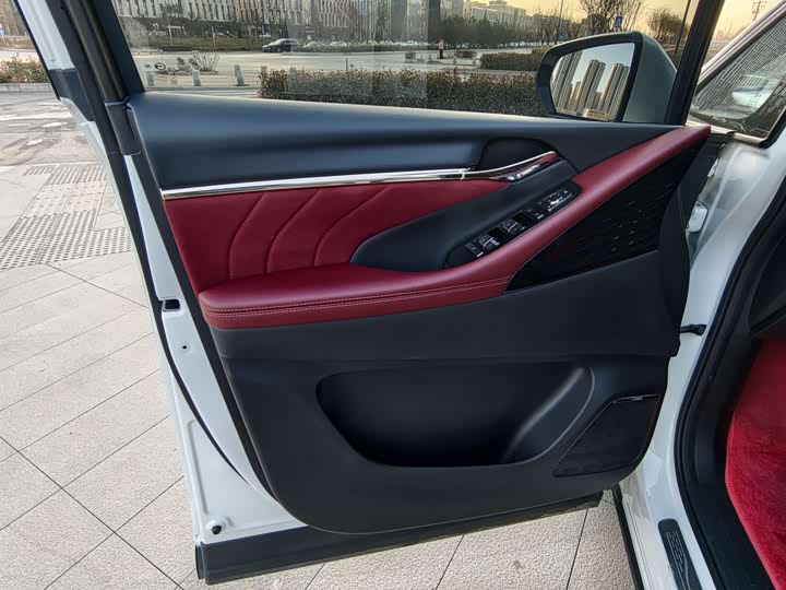 Фото 5 - GAC Trumpchi M8