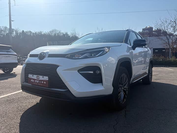 Фото 1 - Toyota Wildlander