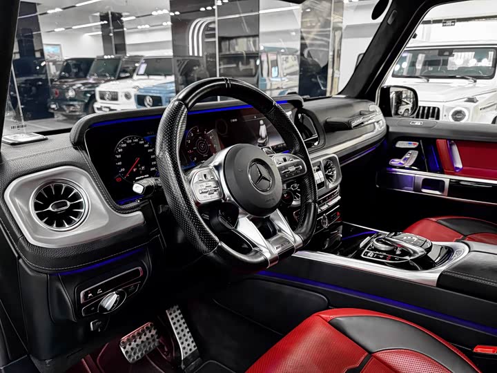 Фото 8 - Mercedes-Benz G-Class AMG