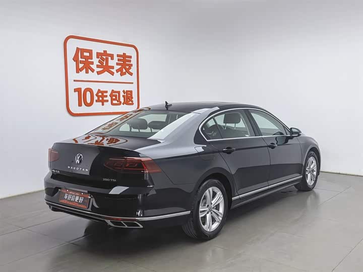 Фото 2 - Volkswagen Magotan