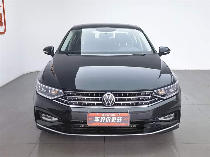 Фото 3 - Volkswagen Magotan