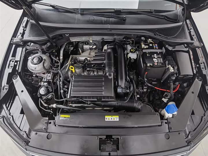 Фото 6 - Volkswagen Magotan