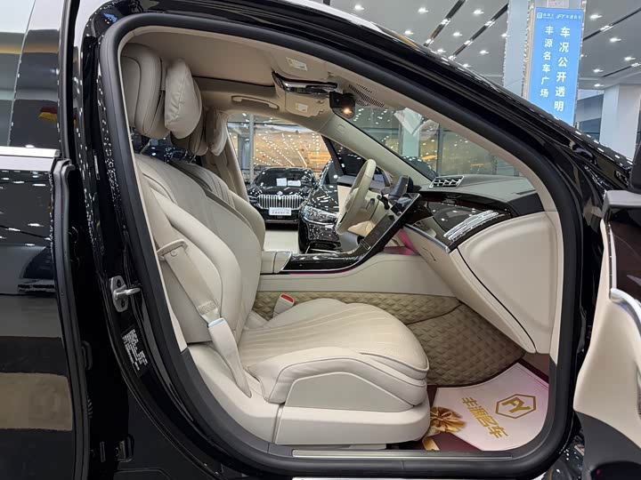 Фото 7 - Mercedes-Benz S-Class