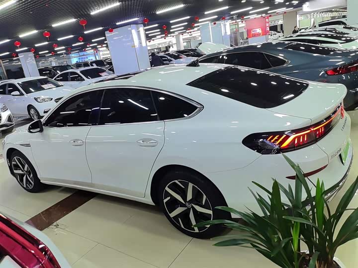 Фото 5 - Volkswagen Lamando L