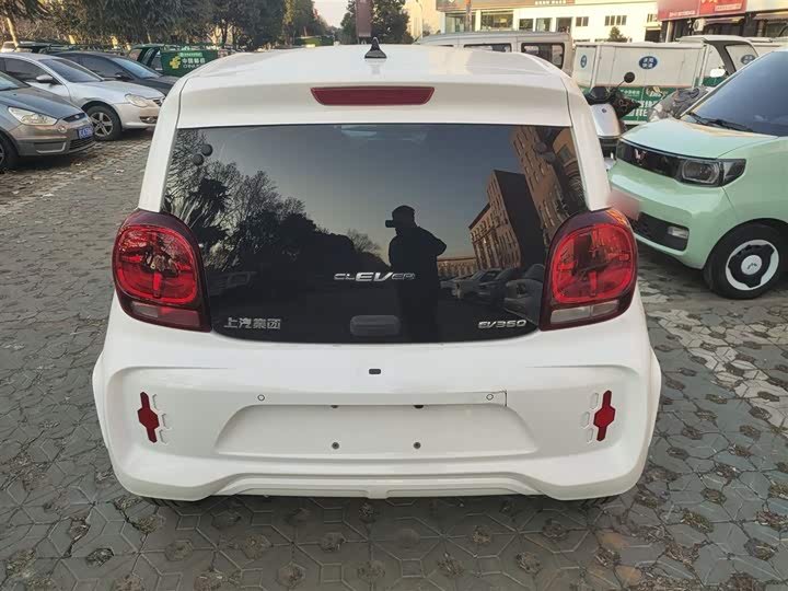 Фото 6 - Roewe Clever