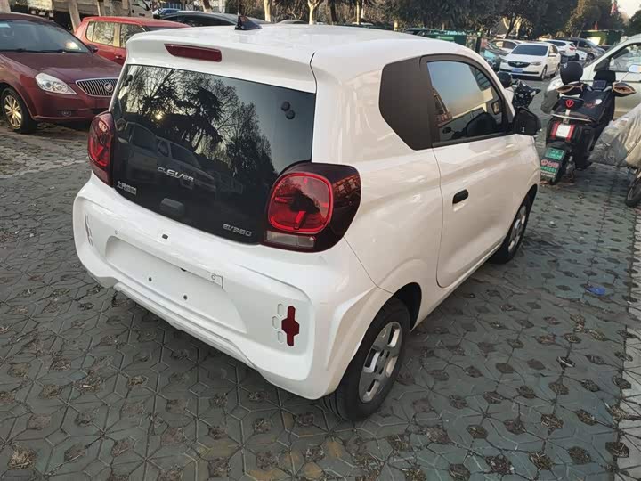 Фото 7 - Roewe Clever