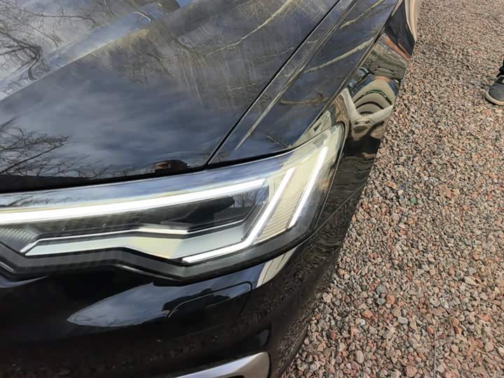 Фото 5 - Audi A6L