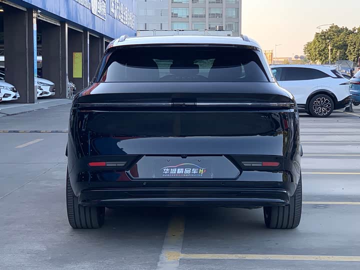 Фото 5 - Zeekr 7X