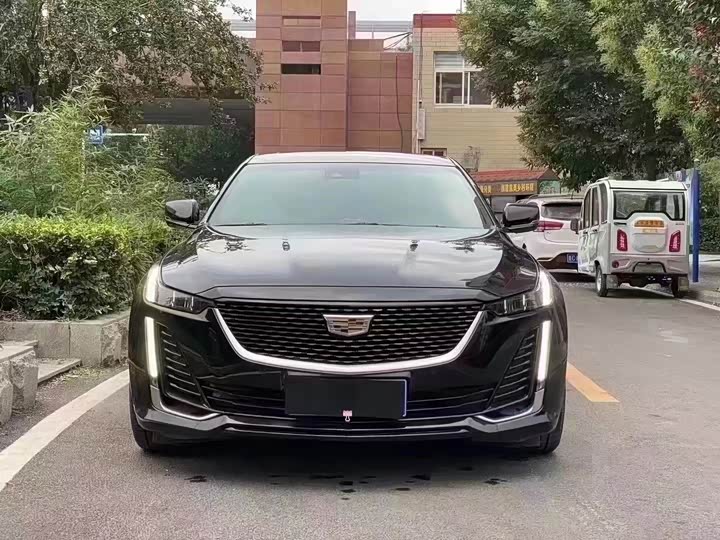 Фото 2 - Cadillac CT5