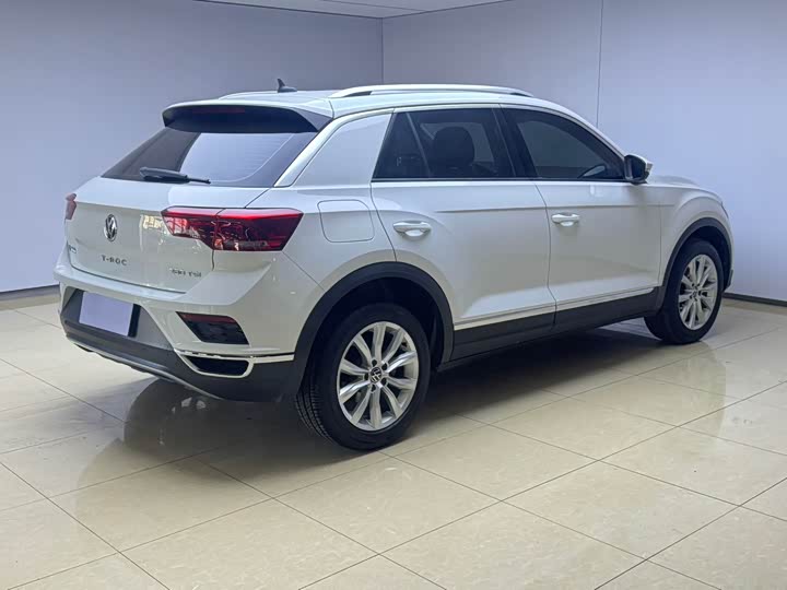Фото 4 - Volkswagen T-Roc