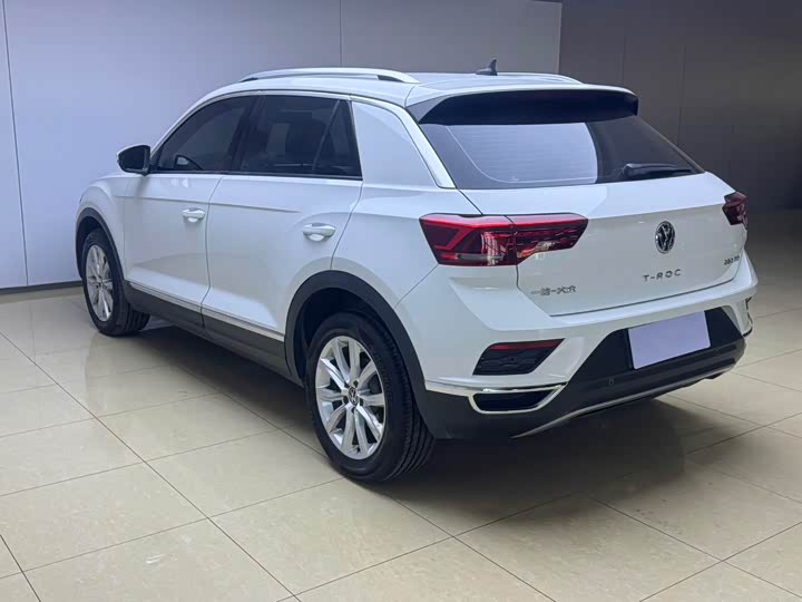 Фото 6 - Volkswagen T-Roc