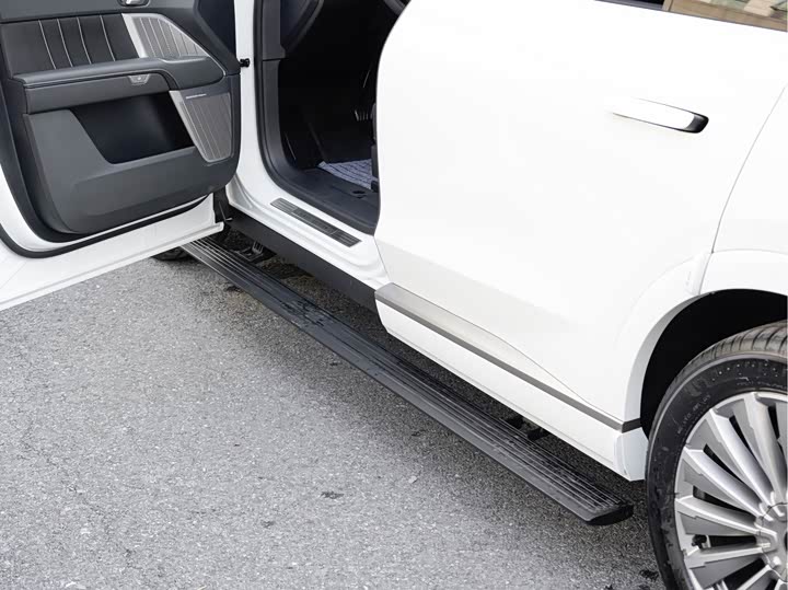 Фото 9 - Nio Onvo L90