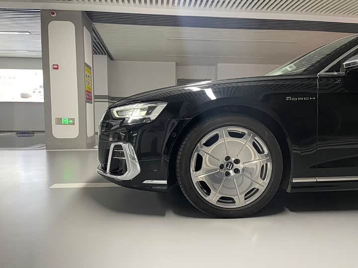 Фото 5 - Audi A8