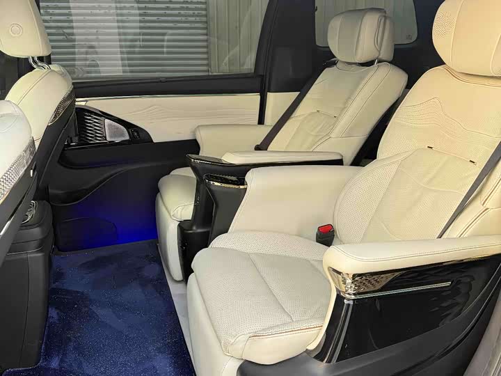 Фото 8 - GAC Trumpchi M8