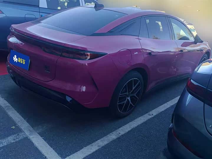 Фото 3 - BYD Han L