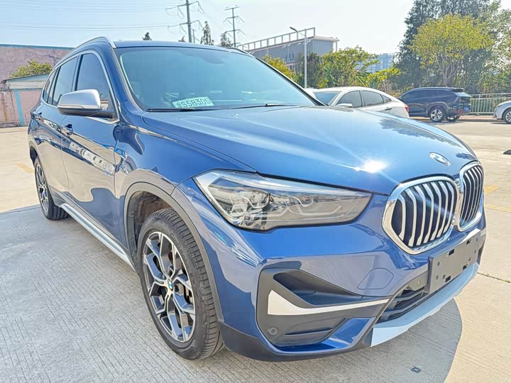 Фото 3 - BMW X1