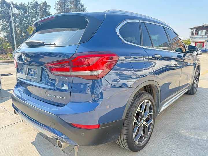 Фото 6 - BMW X1