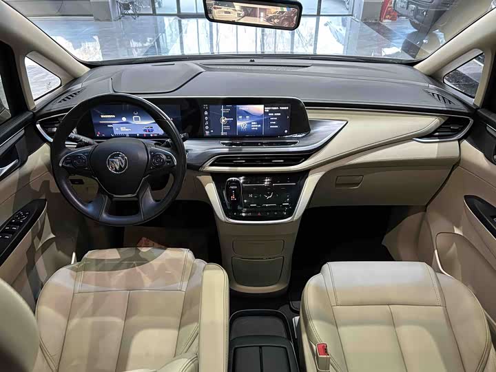 Фото 5 - Buick GL8 ES