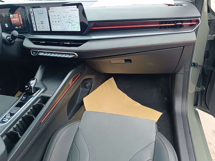 Фото 8 - Geely Binrui