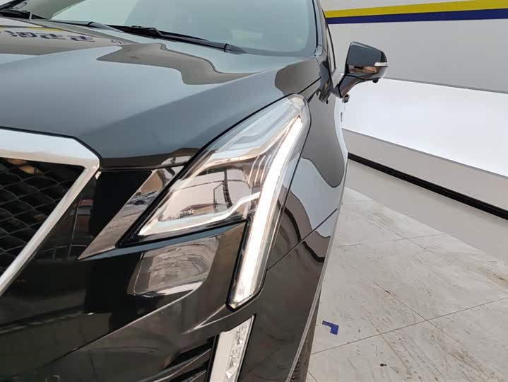 Фото 5 - Cadillac XT5