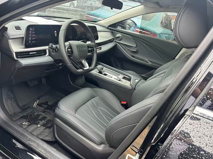 Фото 4 - Chery Arrizo 8