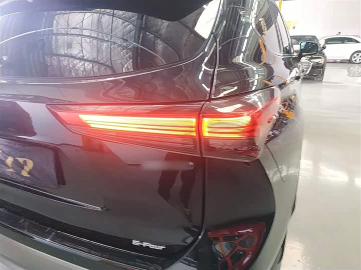 Фото 8 - Toyota Highlander