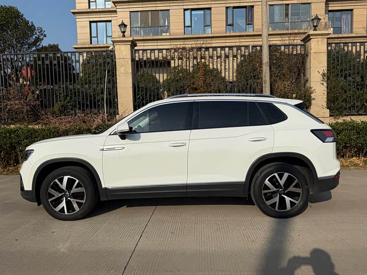 Фото 3 - Volkswagen Tayron