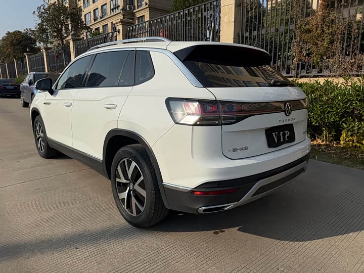 Фото 9 - Volkswagen Tayron