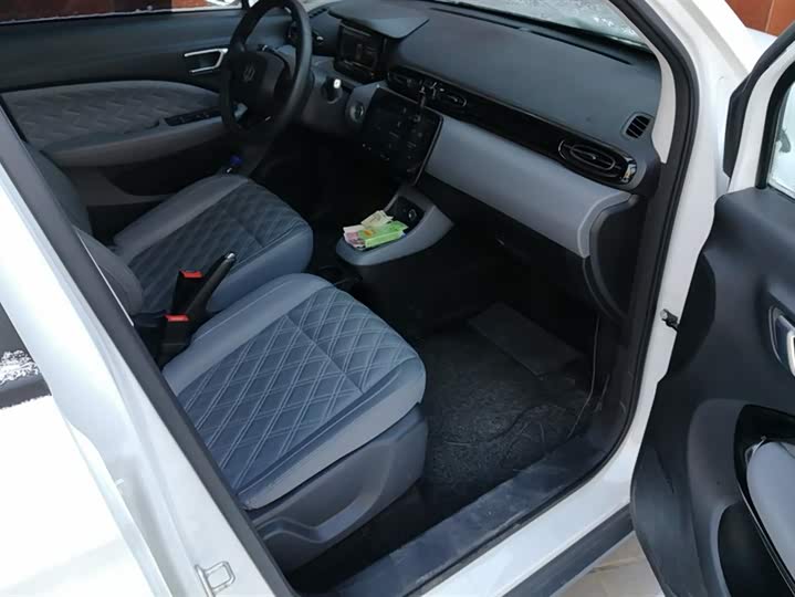 Фото 8 - Leapmotor T03