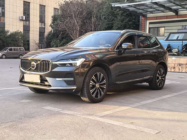 Фото 1 - Volvo XC60