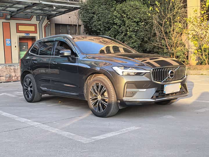 Фото 3 - Volvo XC60