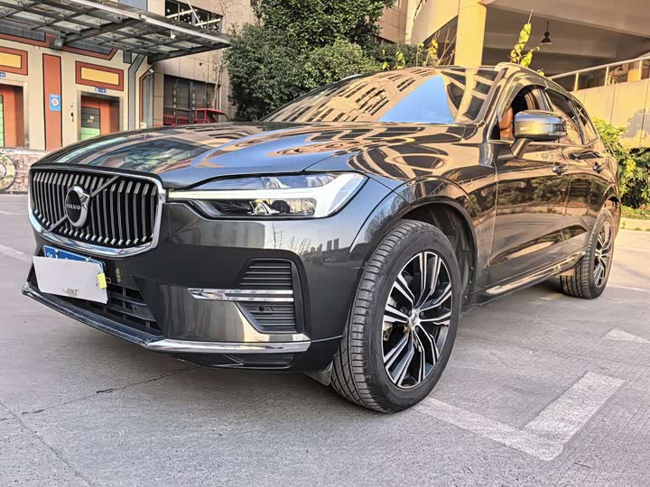 Фото 4 - Volvo XC60