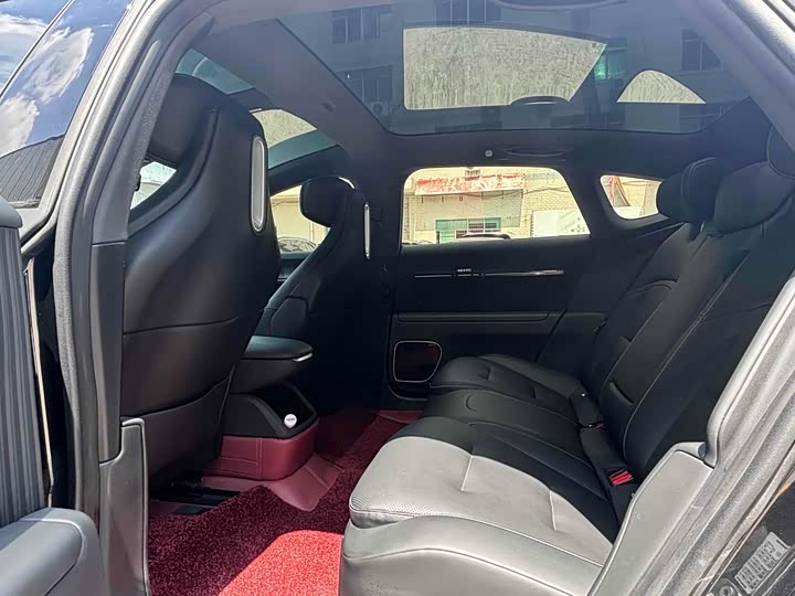 Фото 6 - Avatr 12