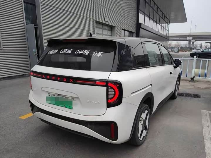 Фото 3 - BAIC Arcfox Kaola