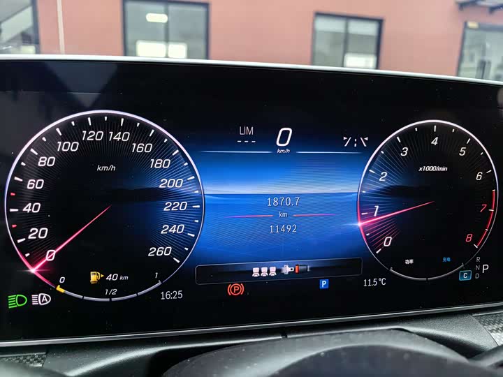 Фото 5 - Mercedes-Benz C-Class